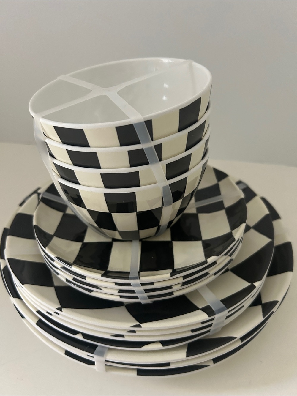 16 Pcs Checkerboard Dinnerware Set Melamine Outdoors Indoors Courtly Inspired